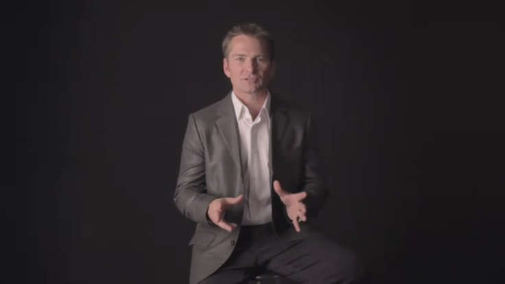 Revitalize The In-Store Experience To Combat Showrooming: Doug Stephens